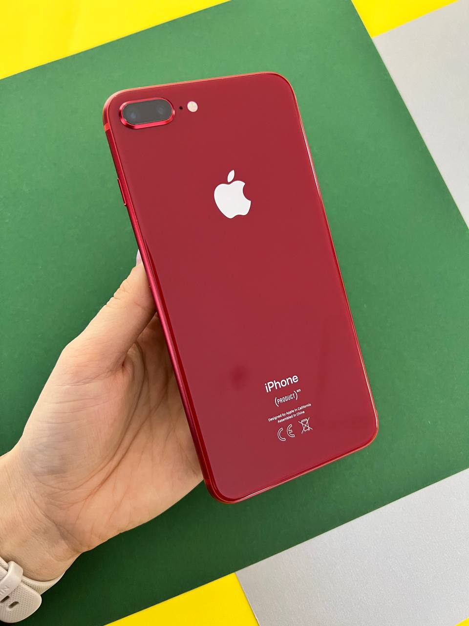 Apple iPhone 8 Plus 64gb Red в Тюмени